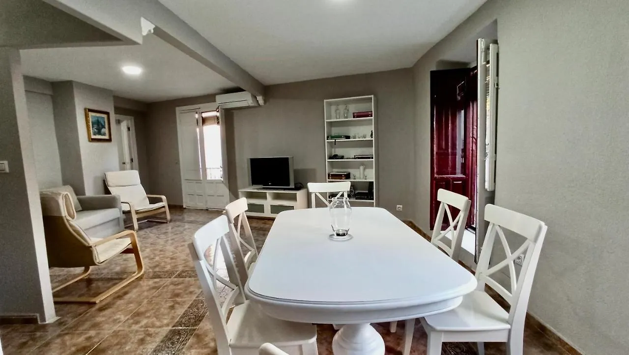 Vivienda Paseo 9 Baeza Διαμέρισμα